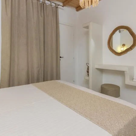 Summer Boutique Villa With A Stunning Sea View And A Swimming Pool Provatas Exterior photo