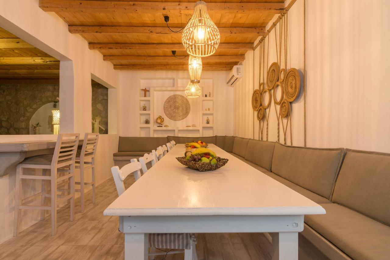 Summer Boutique With A Stunning Sea View And A Swimming Pool Provatas